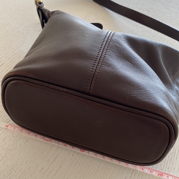 ⬇️ SPECIAL PRICE DROP ⬇️ Vintage COACH - Leather Handbag - Picture 3 of 11